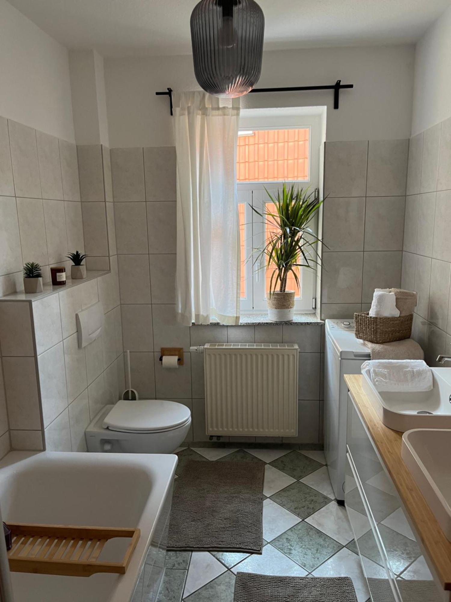 Ferienwohnung Mitte Sued Am Frauenplan Eisenach Esterno foto